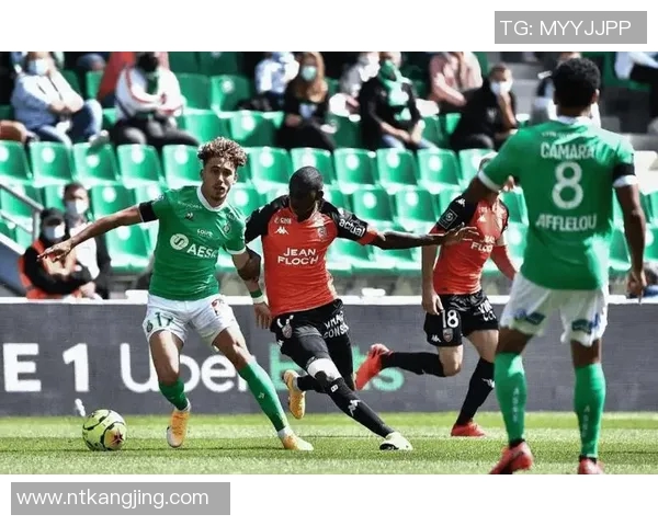 门兴格拉德巴赫与不来梅的精彩对决揭示德甲新赛季的竞争格局与球队实力分析